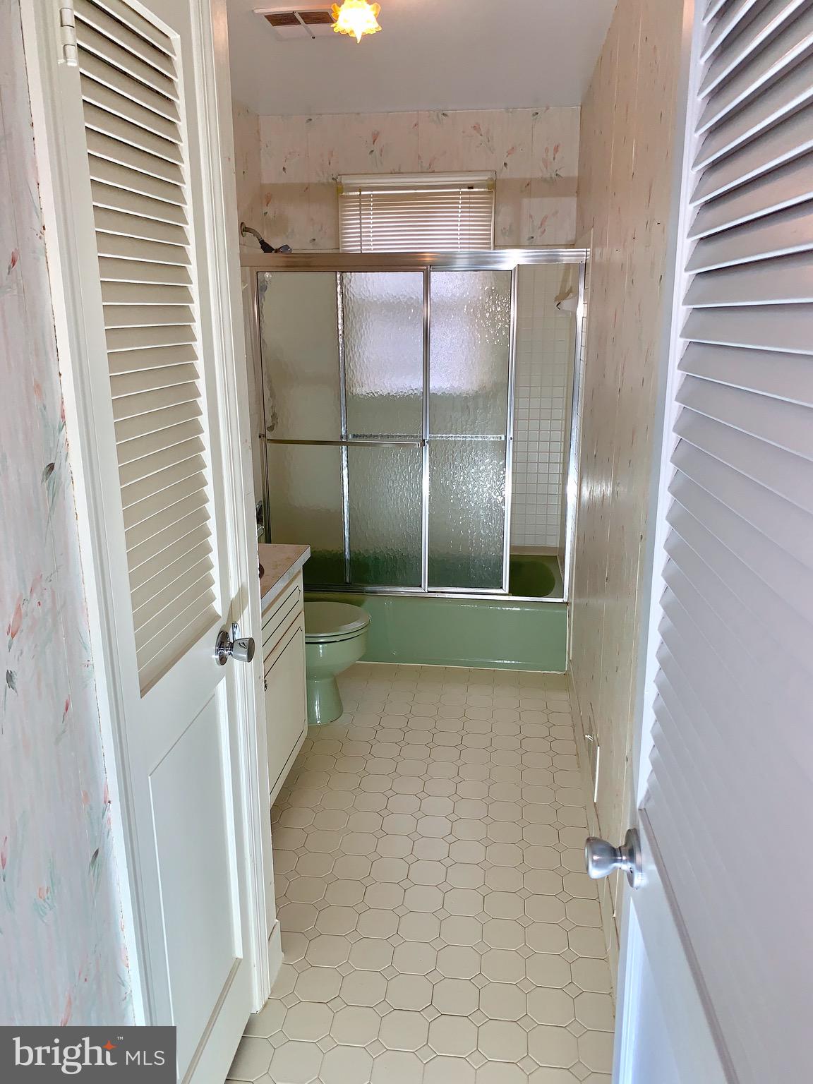 604 Oakdean Road Baltimore, MD 21220 - Photo 23 of 63