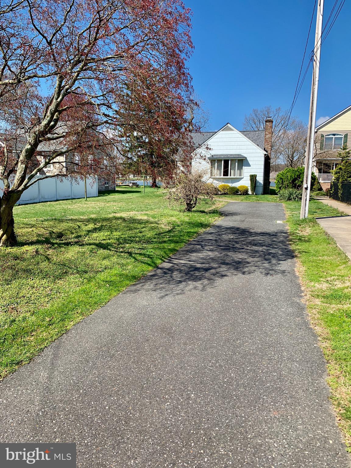 604 Oakdean Road Baltimore, MD 21220 - Photo 5 of 63
