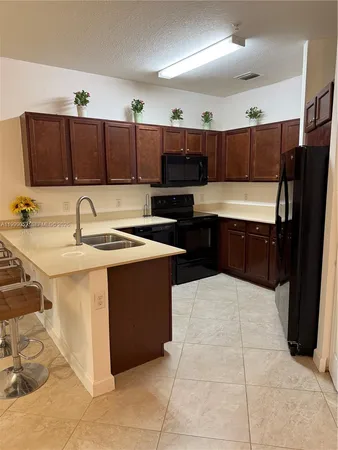 $3,000 | 290 Northwest 109th Avenue, Unit 107, Miami, FL 33172