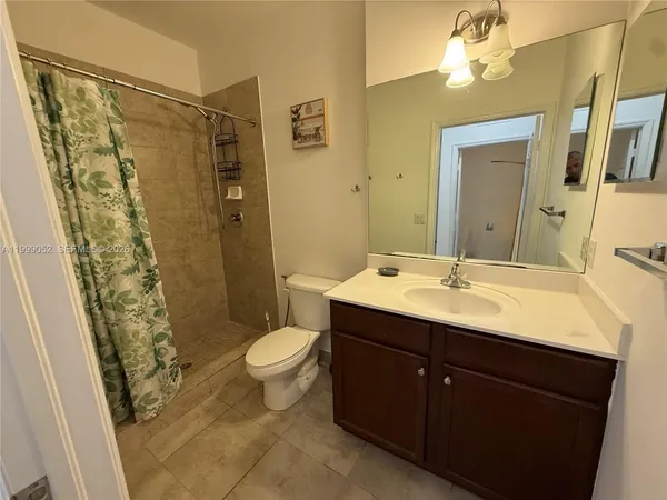 $3,000 | 290 Northwest 109th Avenue, Unit 107, Miami, FL 33172