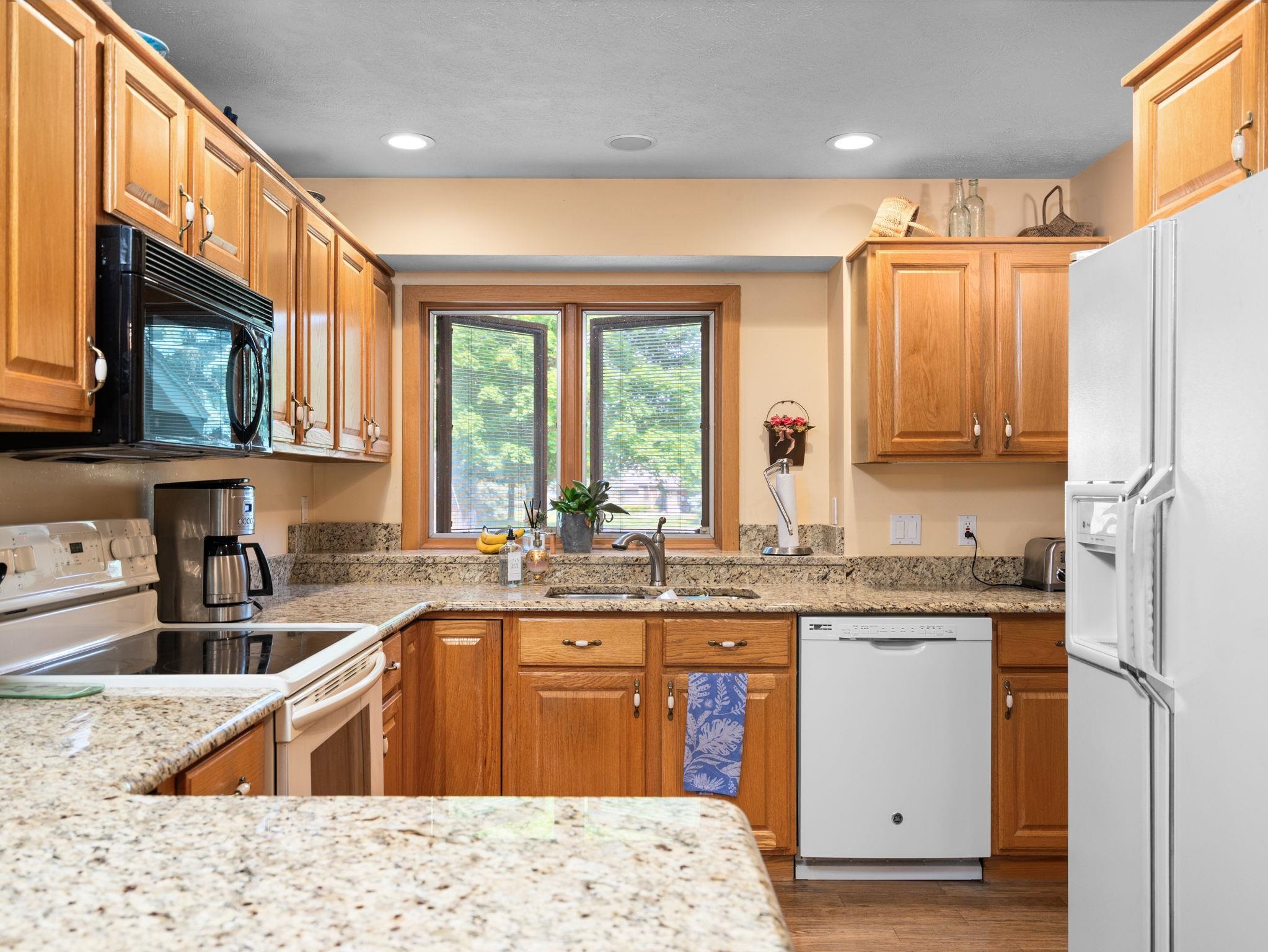 6530 Mission Ridge Traverse City, MI 49686 - Photo 1 of 46 1936450-8d420559-fe1e-4fd1-aef4-a1ca2a239be5.JPG