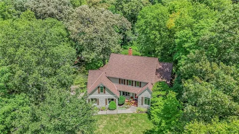 $750,000 | 8675 Shorewood Drive, De Soto, KS 66018