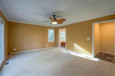 $750,000 | 8675 Shorewood Drive, De Soto, KS 66018