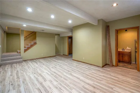 $750,000 | 8675 Shorewood Drive, De Soto, KS 66018