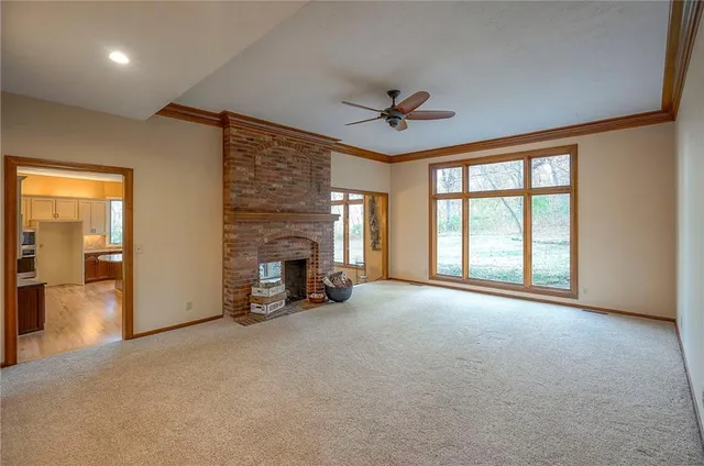 $750,000 | 8675 Shorewood Drive, De Soto, KS 66018