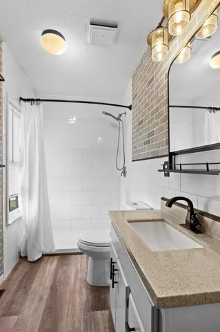 $249,900 | 509 7th Avenue East, Alexandria, MN 56308