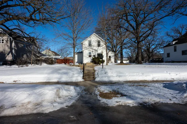 $249,900 | 509 7th Avenue East, Alexandria, MN 56308