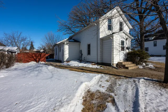 $249,900 | 509 7th Avenue East, Alexandria, MN 56308