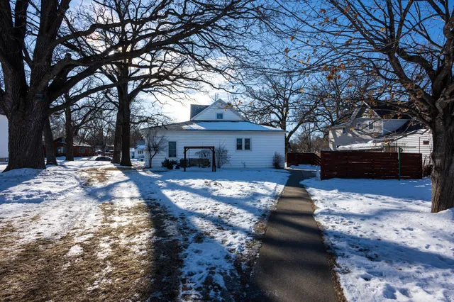 $249,900 | 509 7th Avenue East, Alexandria, MN 56308