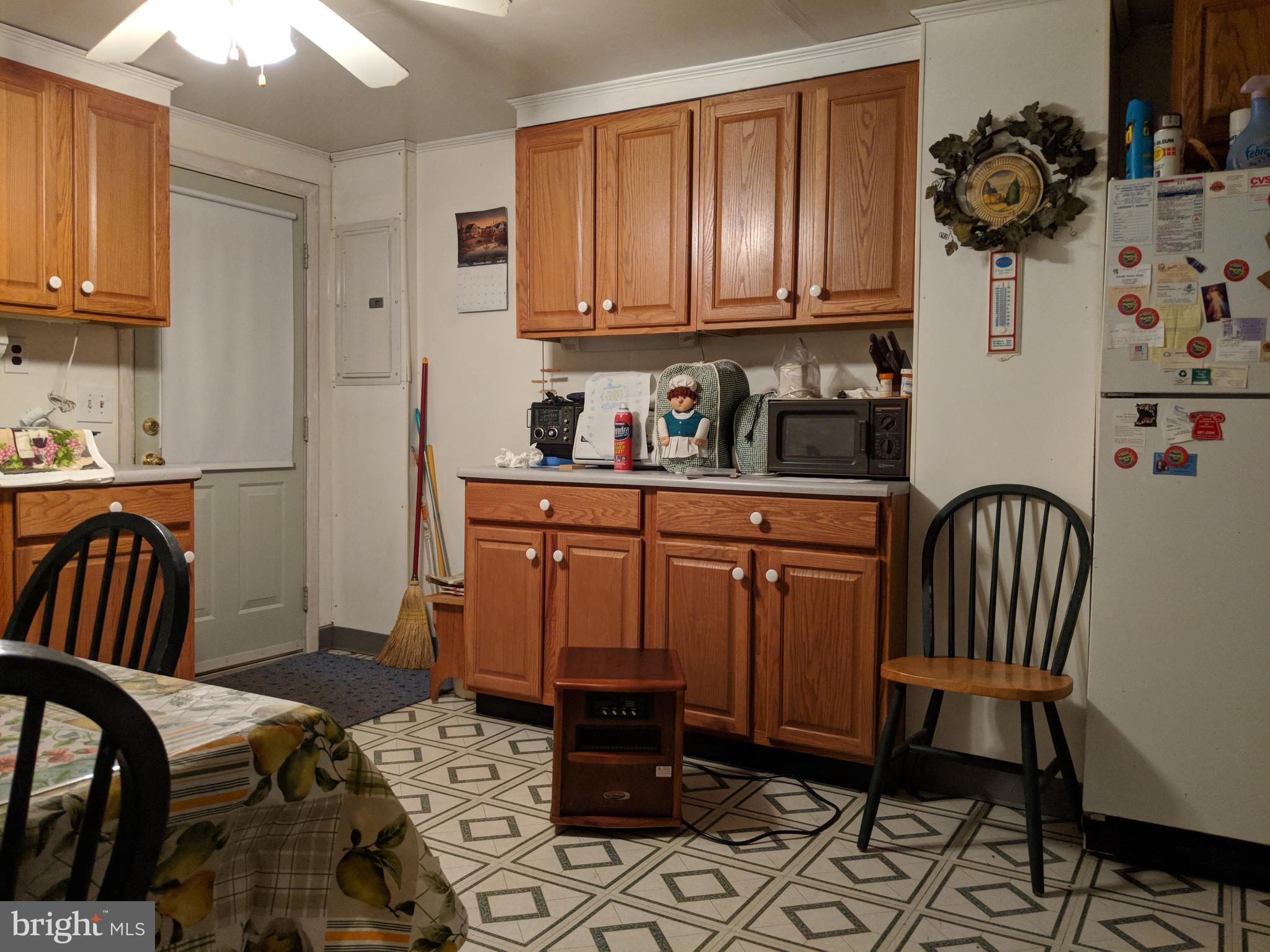 20433 Lahore Road Orange, VA 22960 - Photo 5 of 10 Kitchen