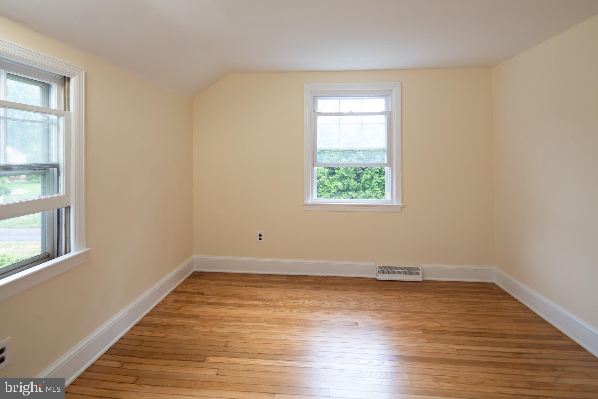 13 Wendover Road Yardley, PA 19067 - Photo 23 of 35 Bedroom 3