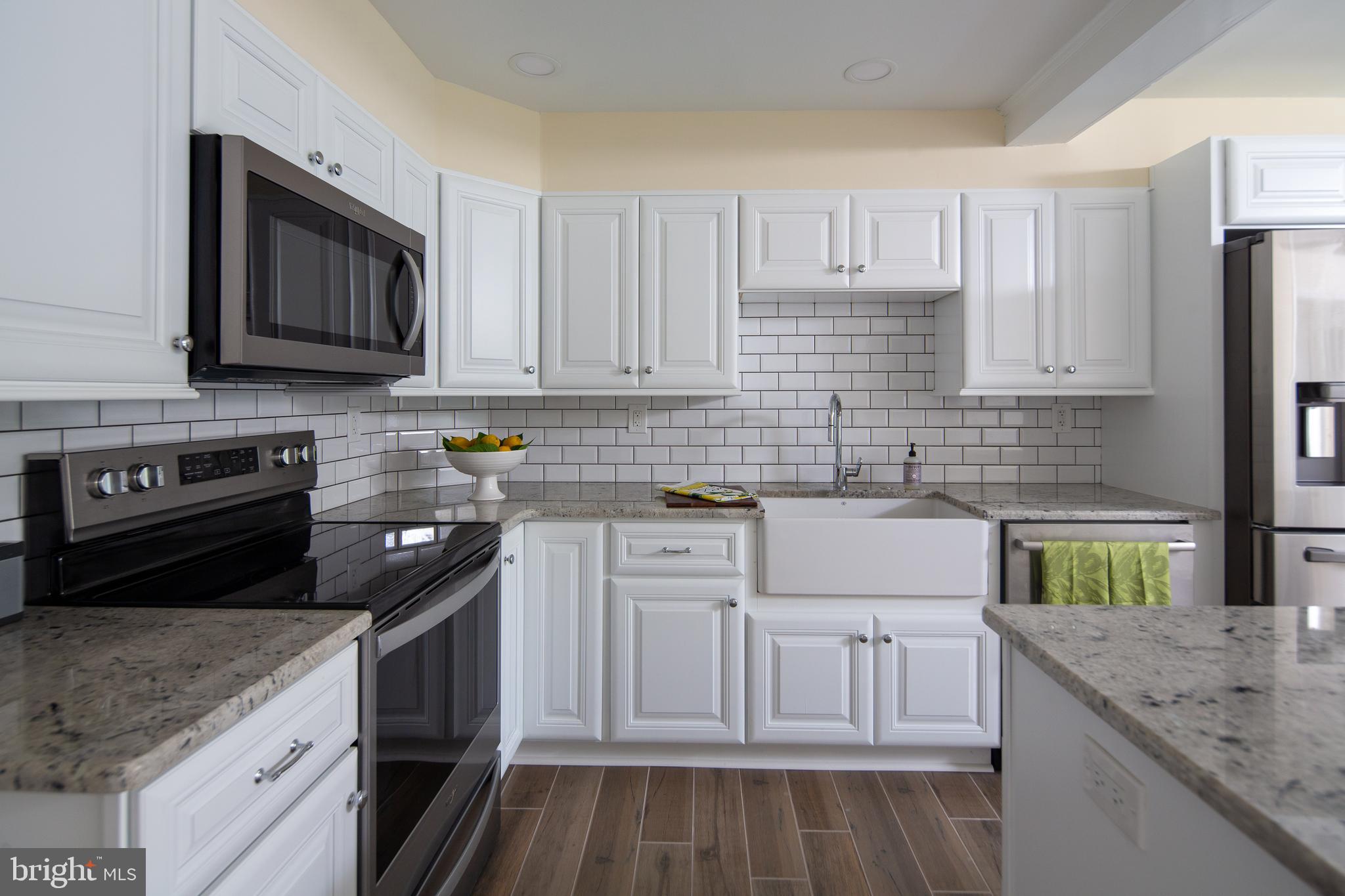 13 Wendover Road Yardley, PA 19067 - Photo 8 of 35 Beautifully updated kitchen!