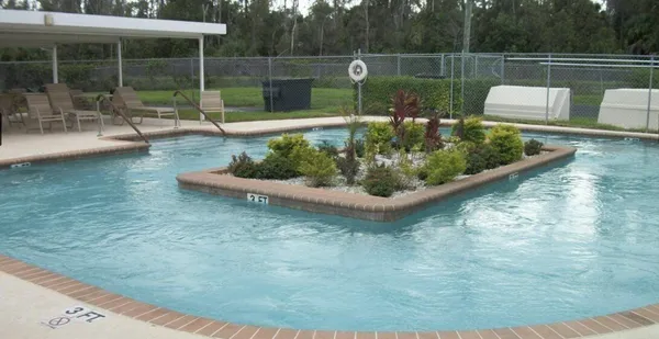 $1,500 | 11 Golfs Edge, Unit E, West Palm Beach, FL 33417