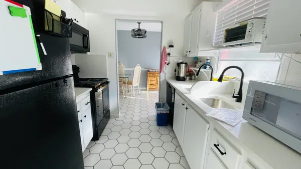 $1,500 | 11 Golfs Edge, Unit E, West Palm Beach, FL 33417