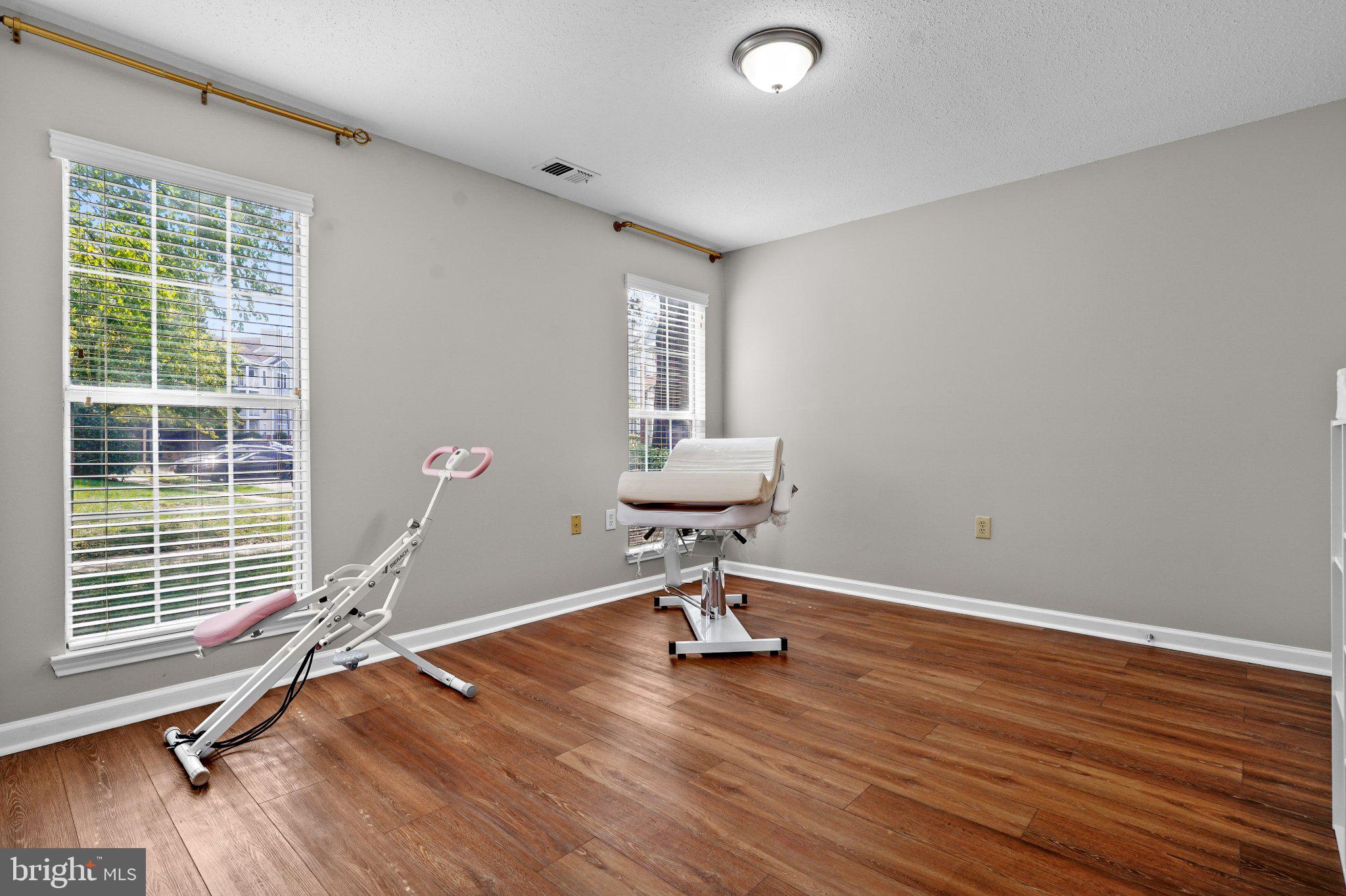 21033 Timber Ridge Terrace, Unit 104 Ashburn, VA 20147 - Photo 18 of 28 Gallery Image 18