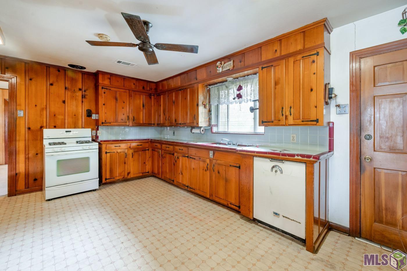 145 Broadmoor Avenue Baton Rouge, LA 70815 - Photo 5 of 19