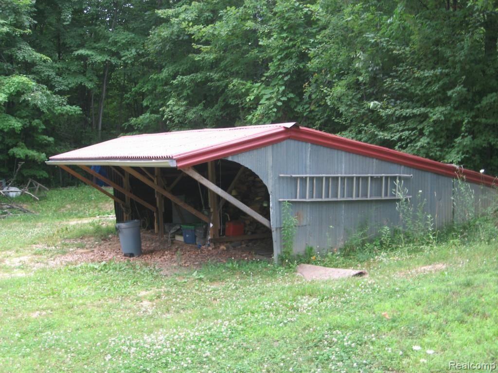 4819 Davison Road Lapeer, MI 48446 - Photo 8 of 66 IMG_5288.jpg