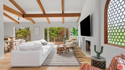 $8,995,000 | 7046 Grasswood Avenue, Malibu, CA 90265