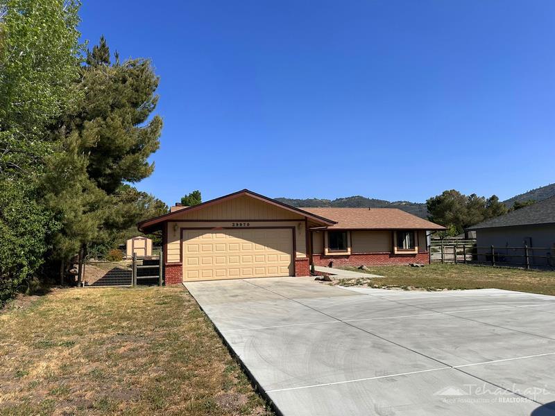 29970 North Lower Valley Road Tehachapi, CA 93561 - Photo 7 of 29 Gallery Image 7