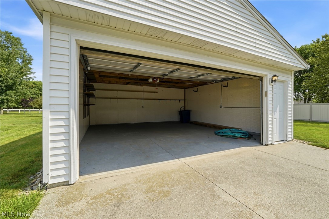 13176 Whitney Road Strongsville, OH 44136 - Photo 35 of 50 2 car detached garage