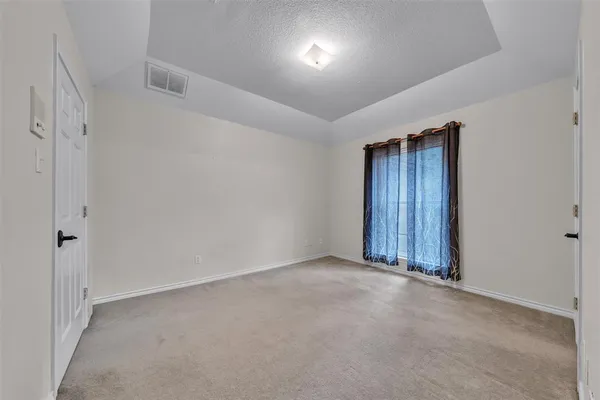 $2,800 | 817 Turnberry Drive, Mansfield, TX 76063