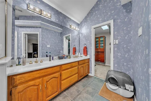 $2,800 | 817 Turnberry Drive, Mansfield, TX 76063