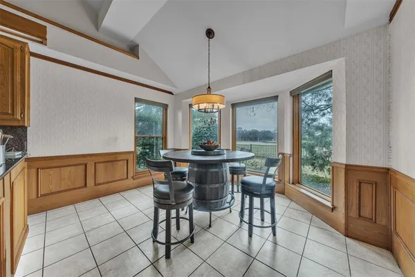 $2,800 | 817 Turnberry Drive, Mansfield, TX 76063