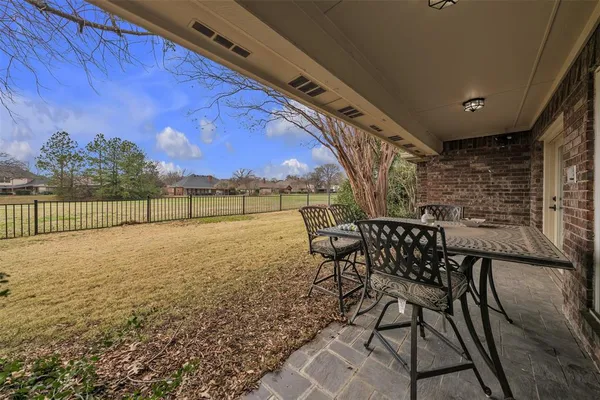 $2,800 | 817 Turnberry Drive, Mansfield, TX 76063