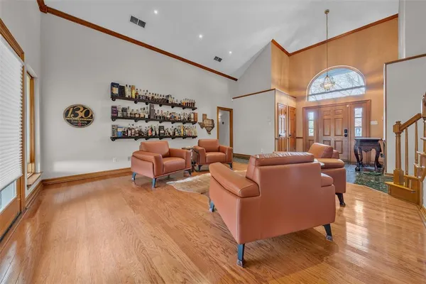 $2,800 | 817 Turnberry Drive, Mansfield, TX 76063