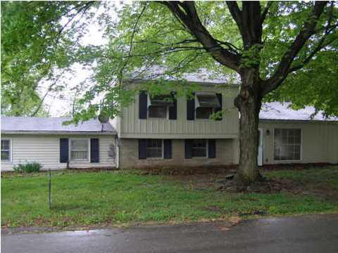 1635 Ritterskamp Avenue Vincennes, IN 47591 - Photo 1 of 1 Gallery Image 1