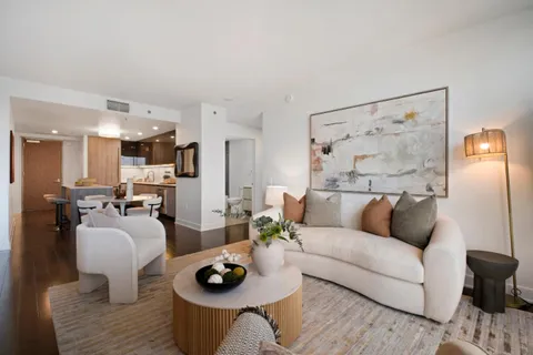 $1,949,888 | 338 Main Street, Unit 18B, San Francisco, CA 94105