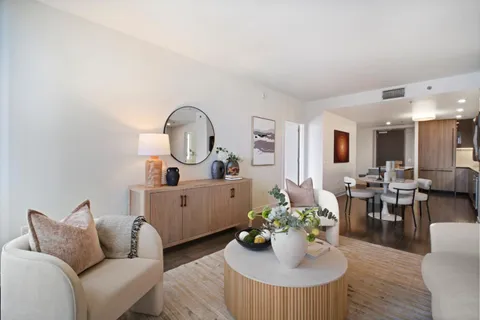 $1,949,888 | 338 Main Street, Unit 18B, San Francisco, CA 94105