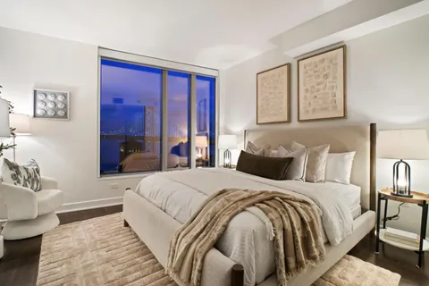 $1,949,888 | 338 Main Street, Unit 18B, San Francisco, CA 94105