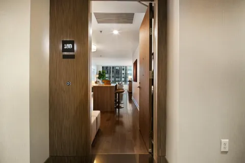 $1,949,888 | 338 Main Street, Unit 18B, San Francisco, CA 94105