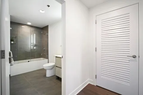 $1,949,888 | 338 Main Street, Unit 18B, San Francisco, CA 94105