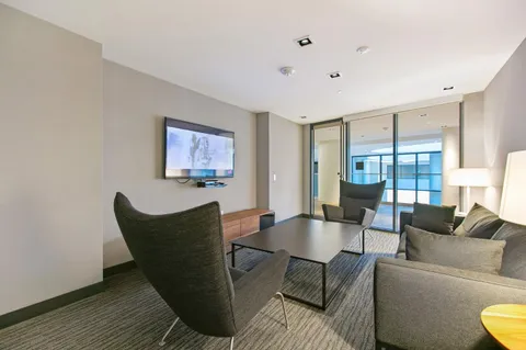 $1,949,888 | 338 Main Street, Unit 18B, San Francisco, CA 94105