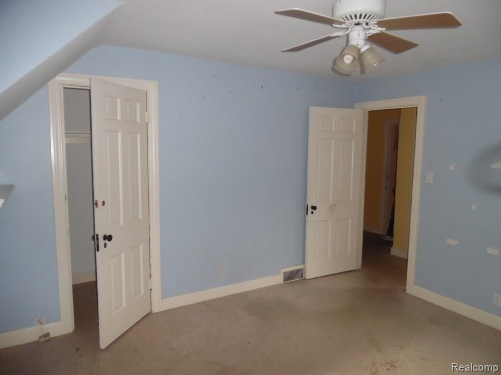 704 Neff Road Grosse Pointe, MI 48230 - Photo 34 of 42 SAM_4286.JPG
