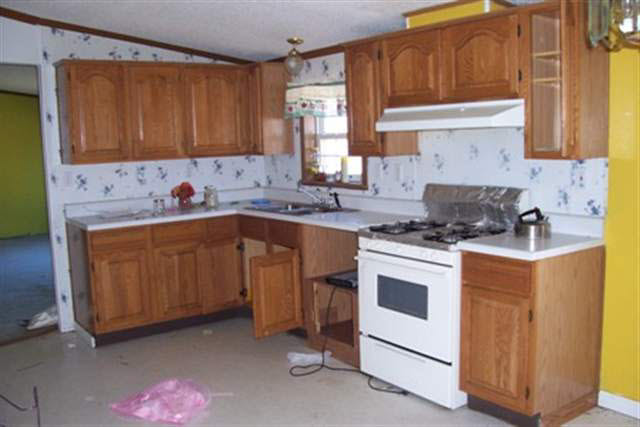 713 North 700 East Rochester, IN 46975 - Photo 4 of 10