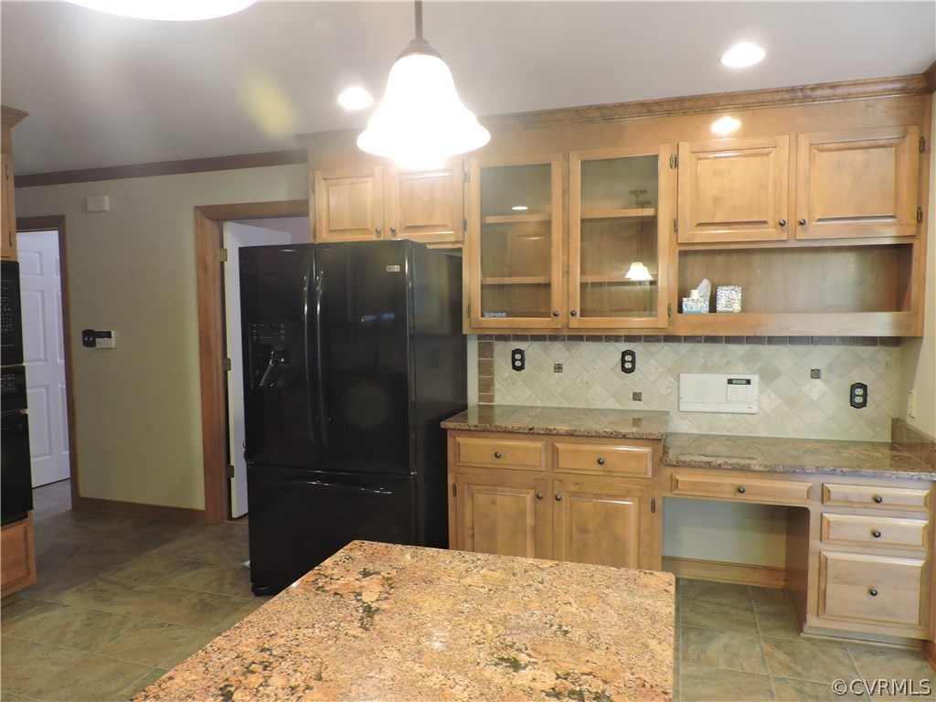 16620 Templeton Road Disputanta, VA 23842 - Photo 14 of 48 Kitchen back splash