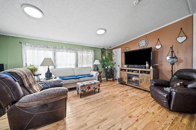 $215,900 | 234 Emerald Drive, Barrington, NH 03825