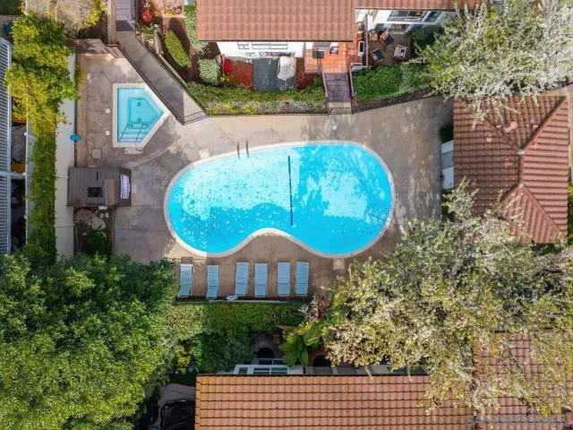 $765,000 | 2412 Altisma Way, Unit D, Carlsbad, CA 92009