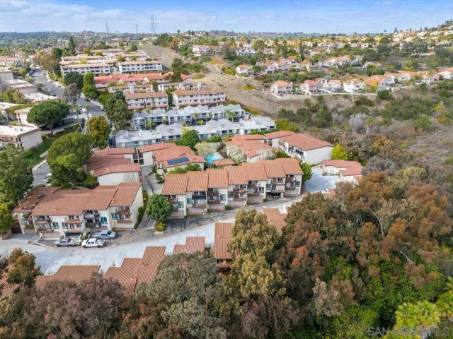 $765,000 | 2412 Altisma Way, Unit D, Carlsbad, CA 92009