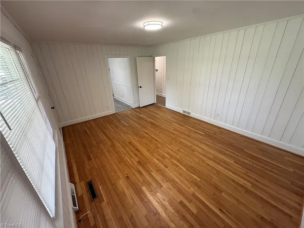 $1,250 | 117 Caroline Court, Unit B, King, NC 27021