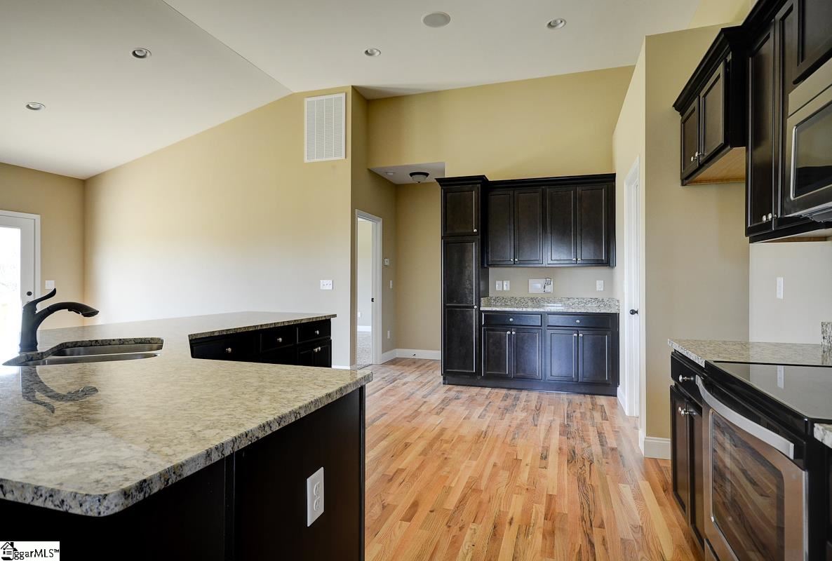 1610 Love Springs Road Gaffney, SC 29341 - Photo 16 of 35