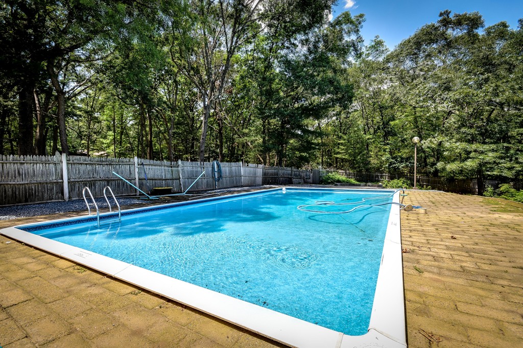21 Pamela Road Framingham, MA 01701 - Photo 16 of 30