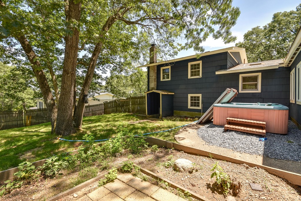 21 Pamela Road Framingham, MA 01701 - Photo 20 of 30