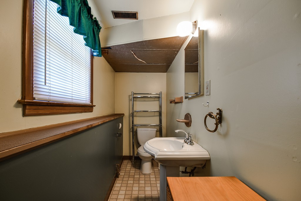 21 Pamela Road Framingham, MA 01701 - Photo 26 of 30