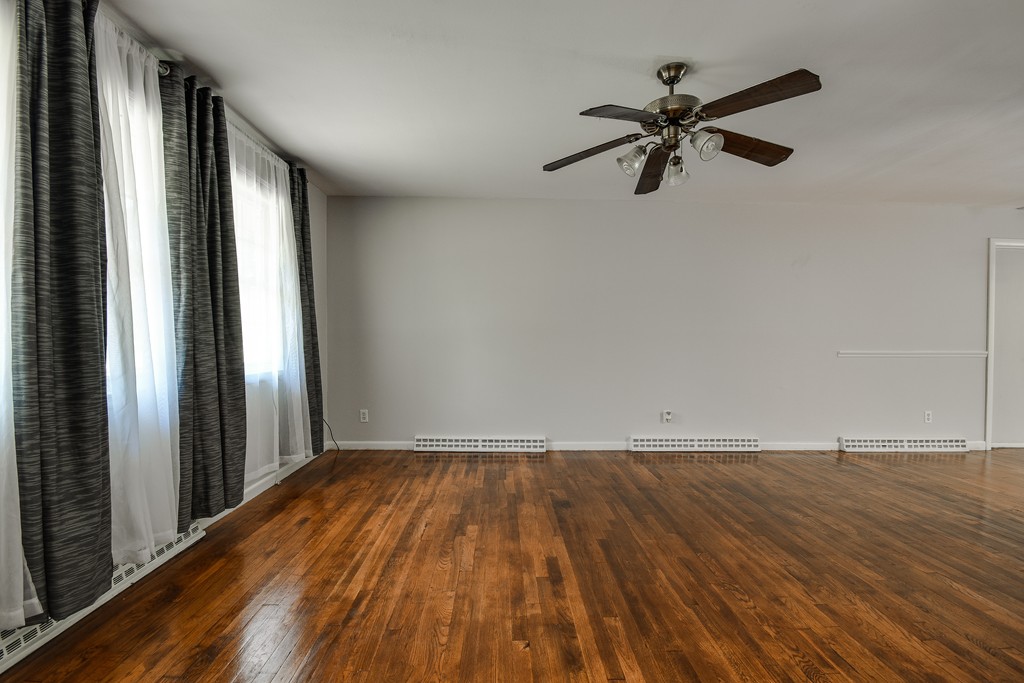 21 Pamela Road Framingham, MA 01701 - Photo 5 of 30