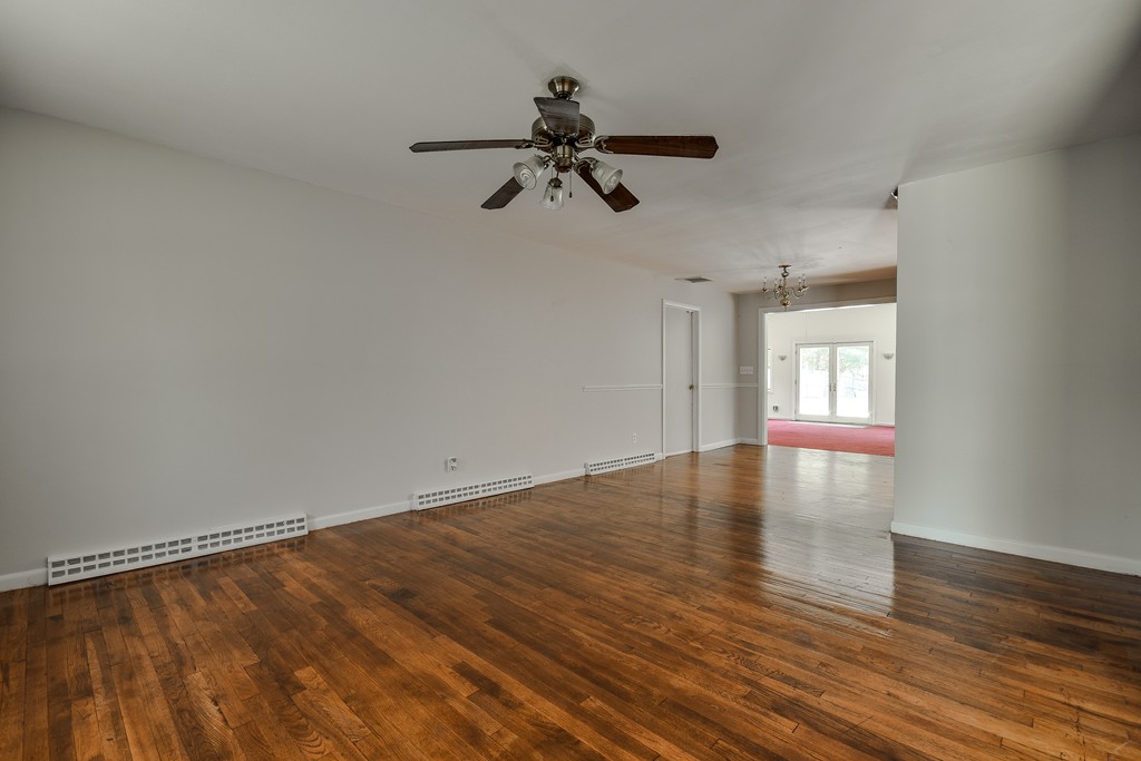 21 Pamela Road Framingham, MA 01701 - Photo 6 of 30