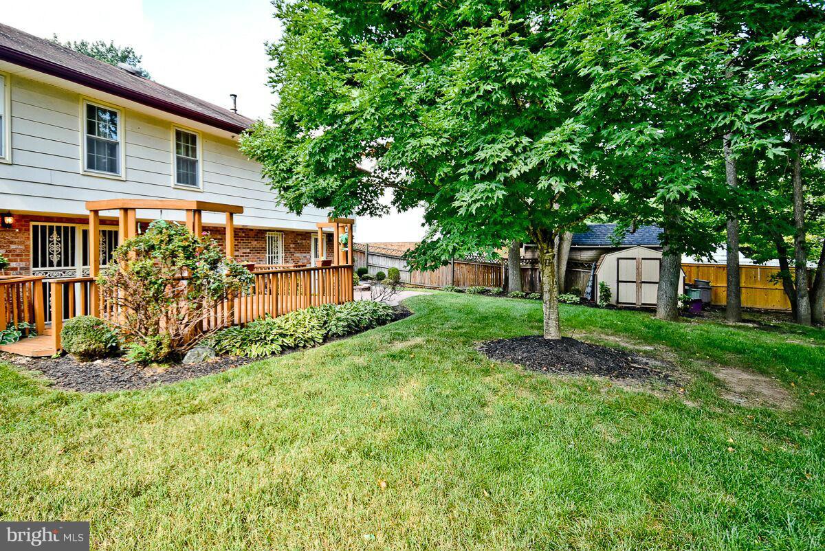 6206 Terence Drive Clinton, MD 20735 - Photo 19 of 29 Exterior (Rear)